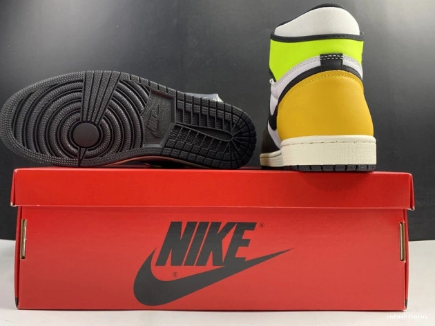 GOLD' HIGH JORDAN 1 'VOLT 555088-118 AIR RETRO OG 1107